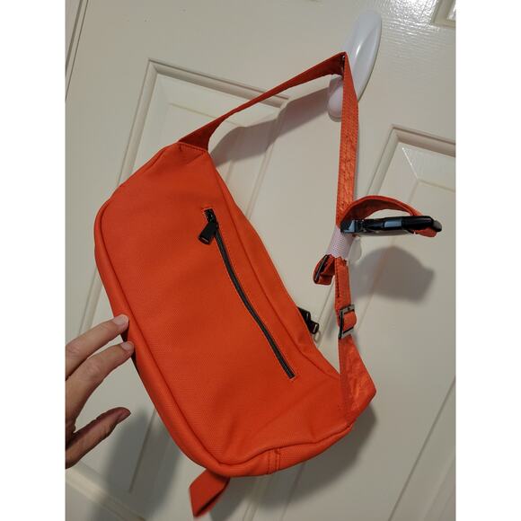 NWT Lug Hitch Matte Luxe VL Belt Bag Papaya - w/SHIPPING DISCOUNT - Picture 3 of 5